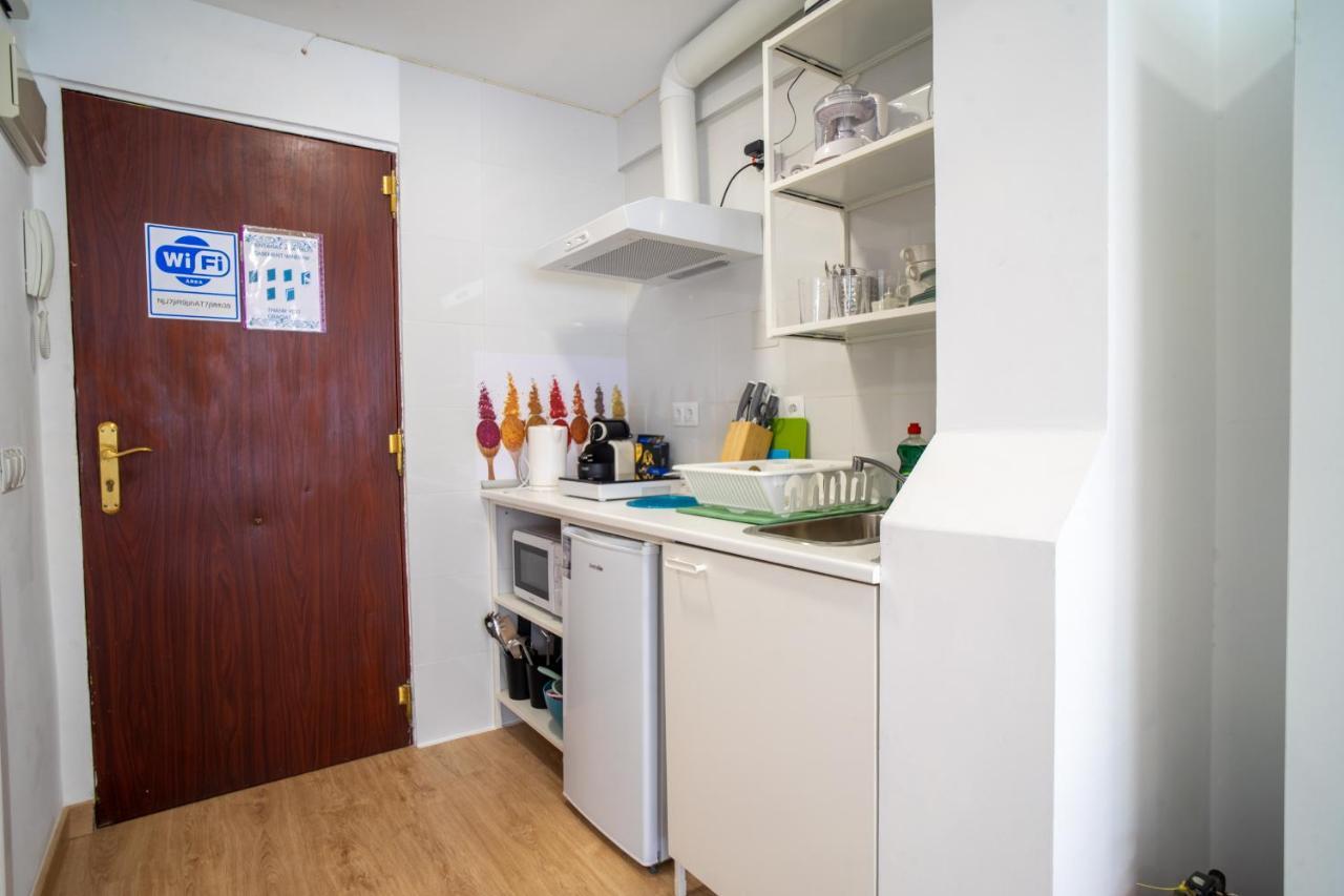 Apt. P/3 10' From The Beach W/Wifi In توريمولينوس المظهر الخارجي الصورة