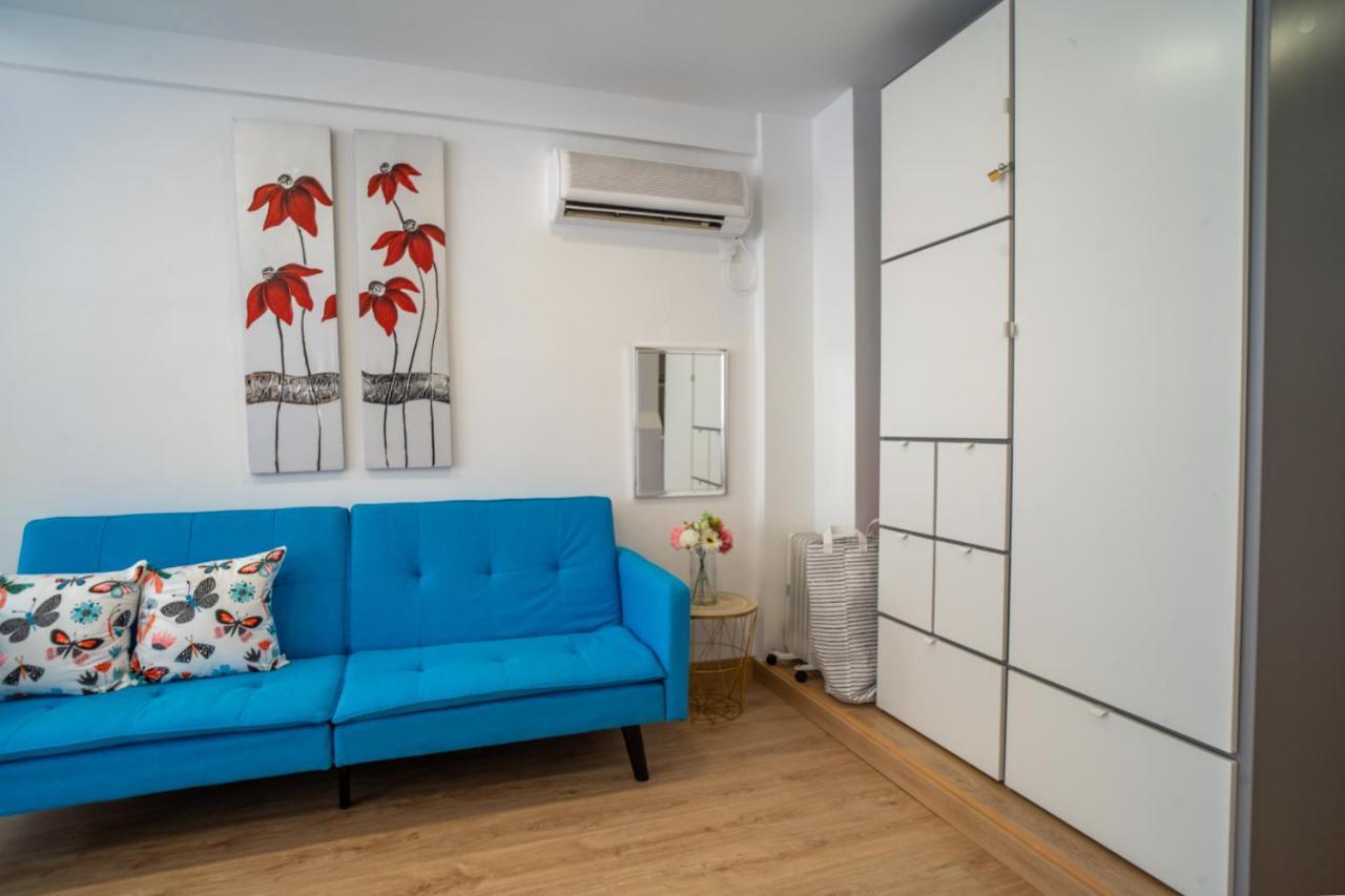Apt. P/3 10' From The Beach W/Wifi In توريمولينوس المظهر الخارجي الصورة