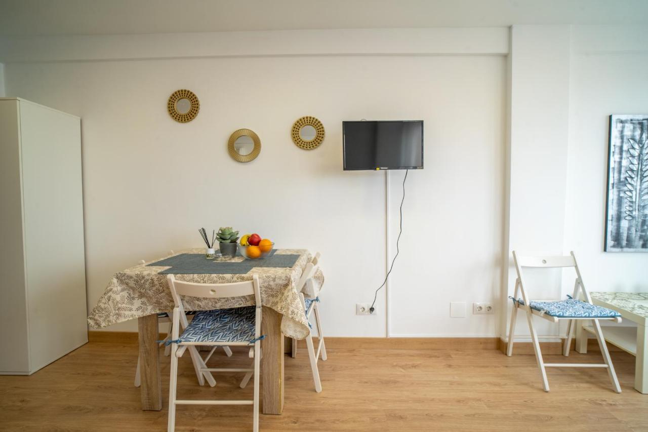 Apt. P/3 10' From The Beach W/Wifi In توريمولينوس المظهر الخارجي الصورة
